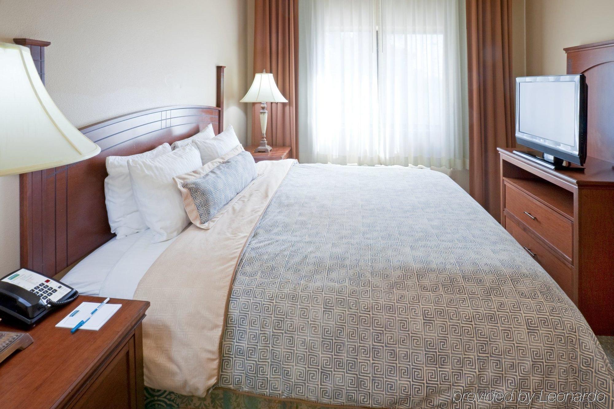 Staybridge Suites Lubbock-University Area By Ihg Oda fotoğraf